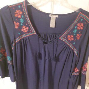 NEW Directions Weekend Navy embroidered top
